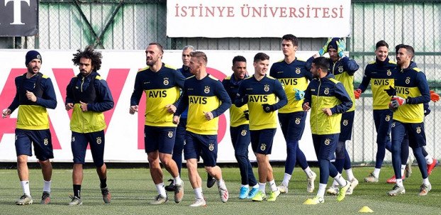 <h2>Fenerbahçe, Barcelona ile iş birliği yaptı</h2>