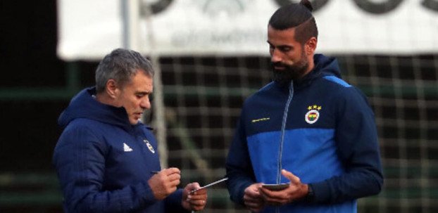 <h2>FENERBAHÇE’DE SON DAKİKA GELİŞMESİ</h2>