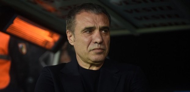 <h2>FLAŞ! ERSUN YANAL GERİ Mİ DÖNÜYOR?</h2>