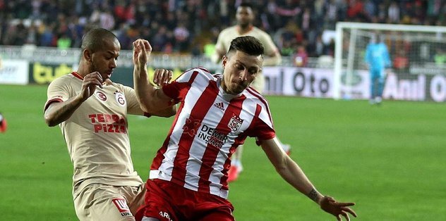 MET HAKAN’DAN FLAŞ GALATASARAY AÇIKLAMASI