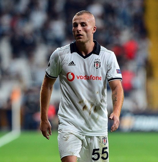 <h2>SERGEN YALÇIN’DAN FLAŞ TRANSFER KARARI</h2>