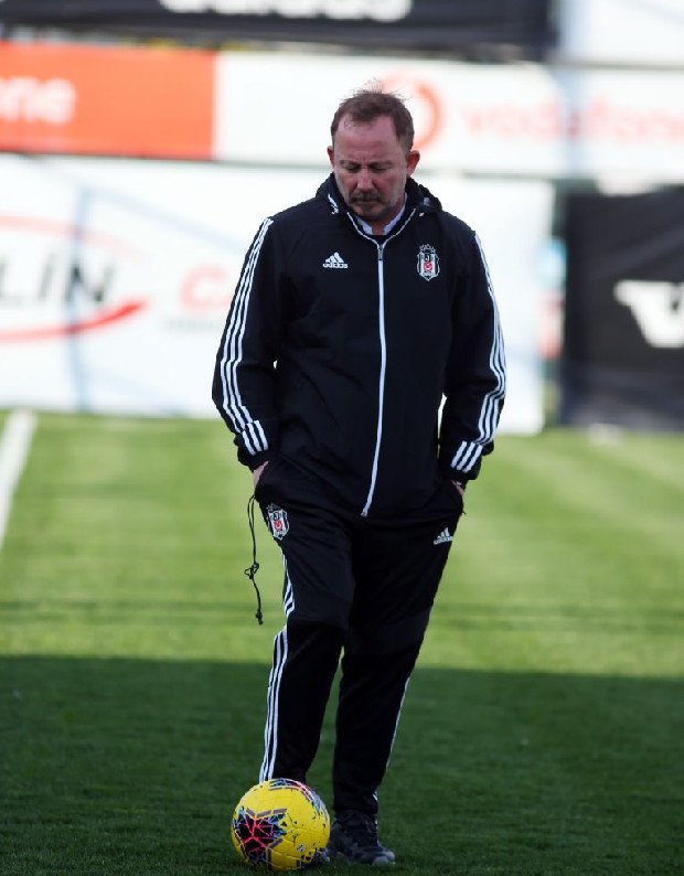 <h2>SERGEN YALÇIN’NDAN FLAŞ TRANSFER RAPORU!</h2>