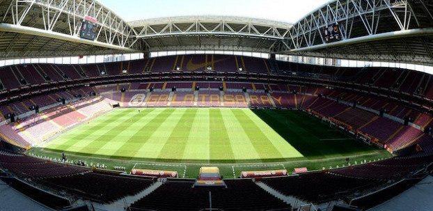 <h2>SÜPER LİG’DE LİGLER ERTELENİYOR MU?</h2>