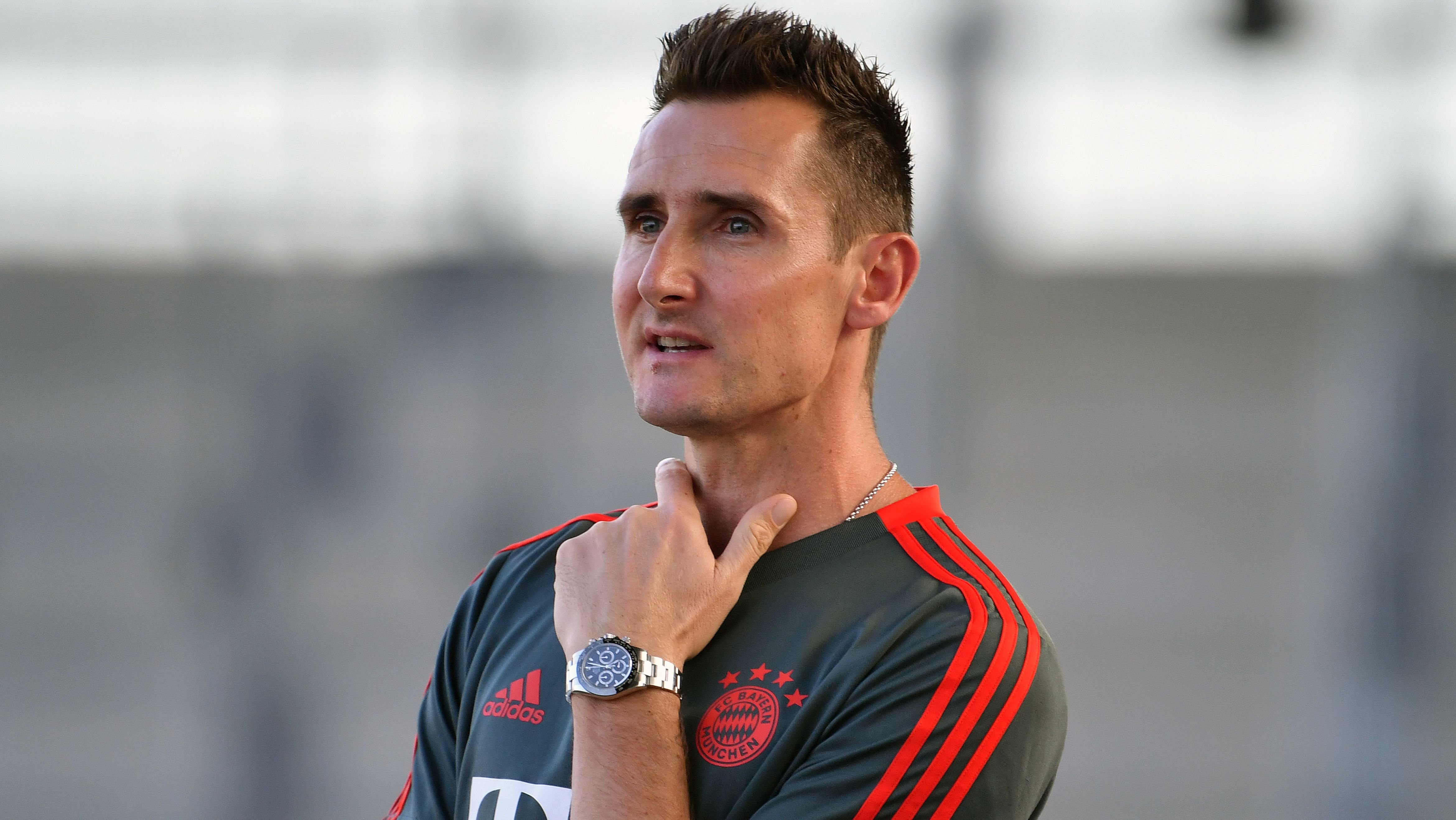 <h2>BAYERN MUNIH’DE KLOSE YARDIMCI HOCA OLUYOR</h2>