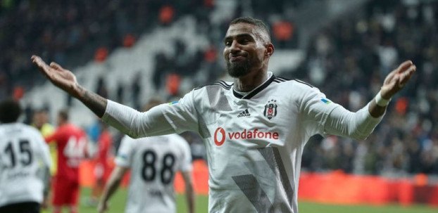 Beşiktaş’ta bir isimle daha yollar ayrıldı