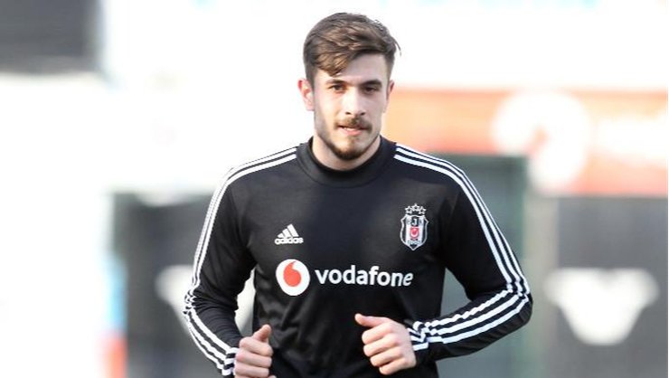 <h2>Beşiktaş’tan Dorukhan Toköz’e menajer resti!</h2>