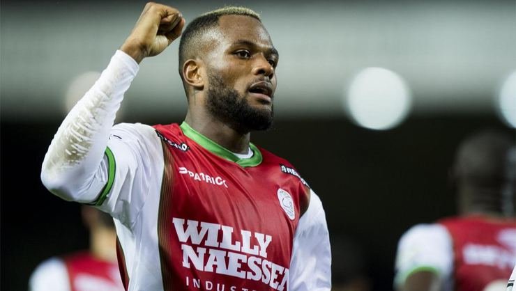 <h2>Cyle Larin için Beşiktaş’a dev transfer teklifi</h2>