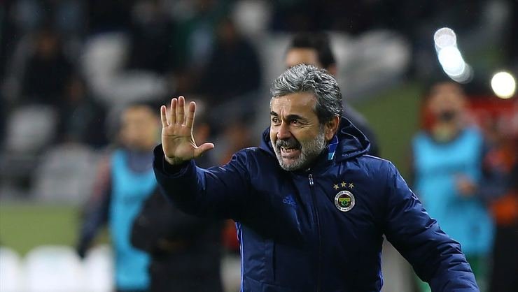<h2>Fenerbahçe’ye yeni teknik direktör adayı! Aykut Kocaman</h2>
