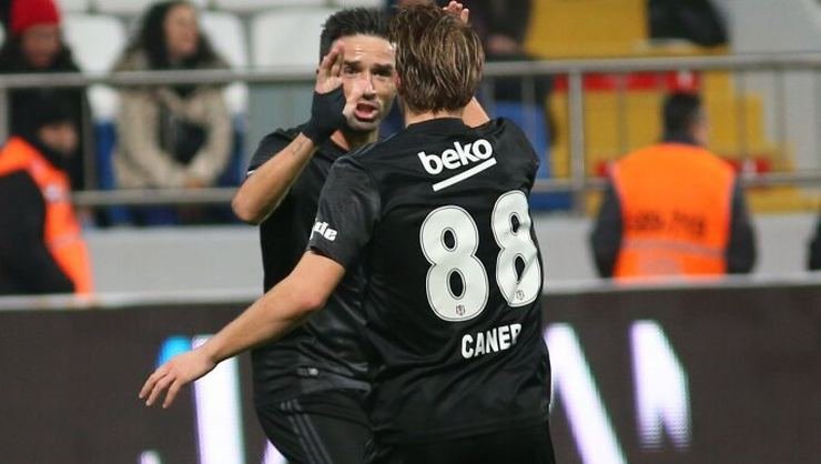 <h2>Gökhan Gönül ve Caner Erkin Fenerbahçe yolunda mı?</h2>