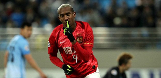 <h2>Talisca için 10 holdingten sponsorluk sözü</h2>