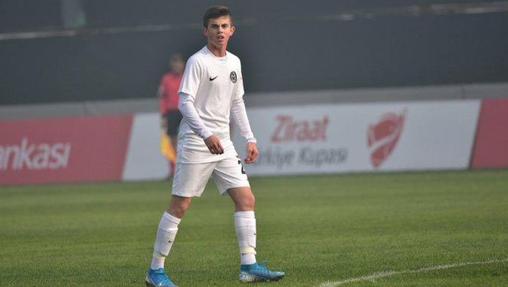 <h2>Fenerbahçe 16 yaşındaki Yiğit Kerem’in peşinde</h2>