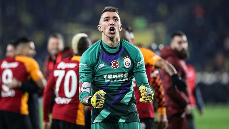 Galatasaray’da indirim için kaptanlar devrede!