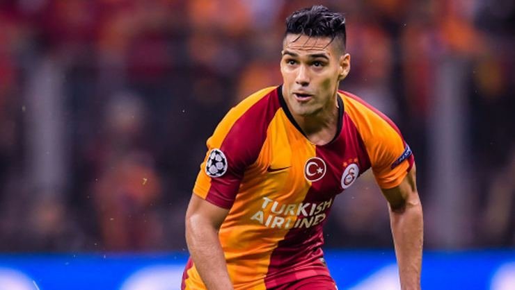 <h2>Galatasaray’da son dakika! İndirim görüşmeleri başlıyor...</h2>