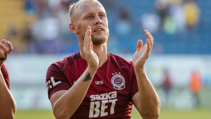 <h2>Semih Kaya’dan Galatasaray’a mesaj: Boş sözleşmeyi imzalarım</h2>