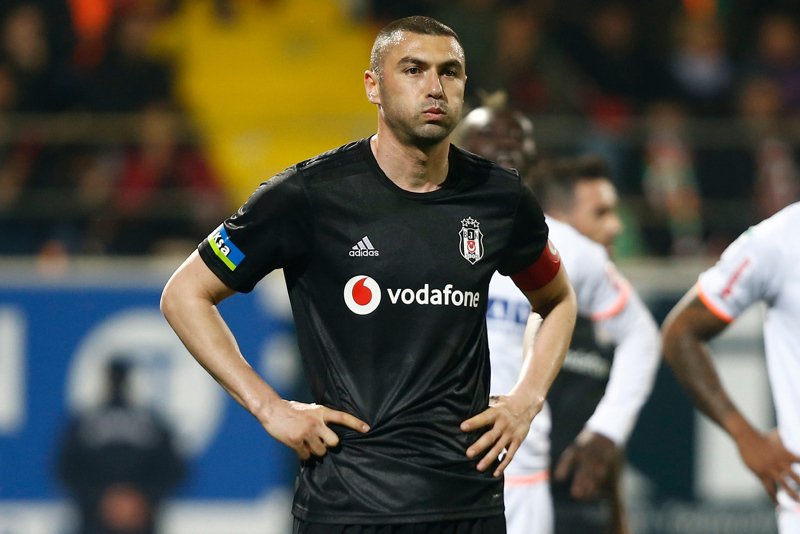 <h2>BURAK YILMAZ İLK MAÇTA YOK</h2>