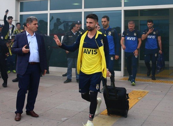 <h2>FENERBAHÇE’DE HASAN ALİ KALDIRIM KARARI</h2>