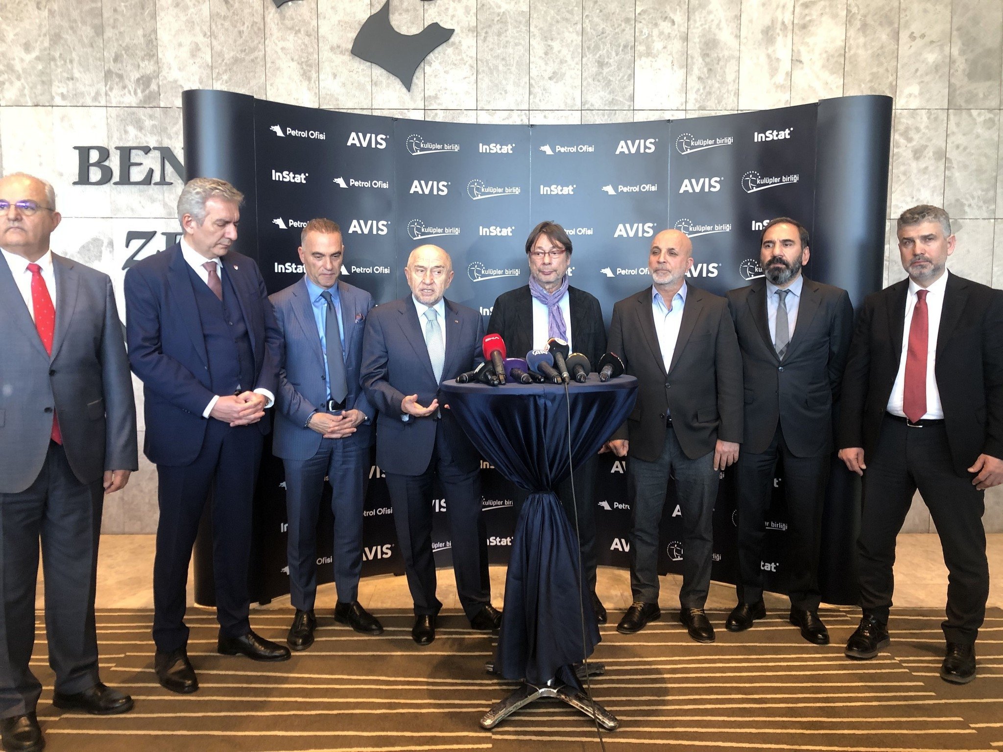 <h2>4) BU SEZON KÜME DÜŞME KALDIRILSIN</h2>