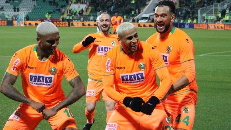 <h2>BEŞİKTAŞ, WELINTON TRANSFERİNİ BİTİRİYOR</h2>