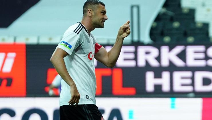 <h2>BURAK YILMAZ MASAYA OTURACAK</h2>