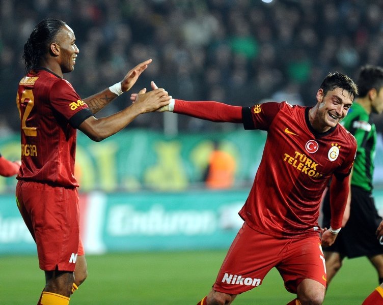 <h2>FATİH TERİM’İN YENİ YARDIMCILARI</h2>