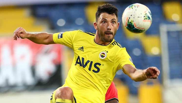 <h2>TOLGAY ARSLAN, UDINESE’YE GİTTİ</h2>