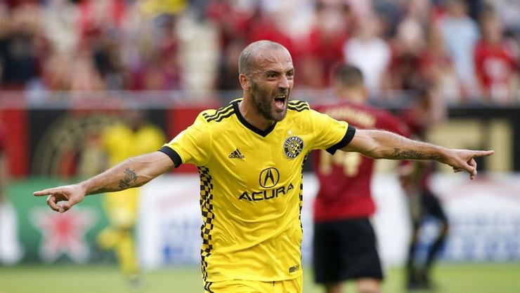 <h2>BECKHAM, HIGUAIN’I TRANSFER ETTİ</h2>