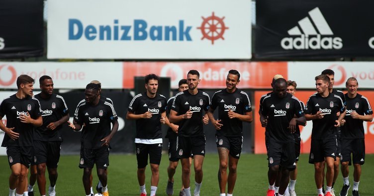 <h2>BEŞİKTAŞ’TA 4 OYUNCU KADROYA YAZILMADI</h2>