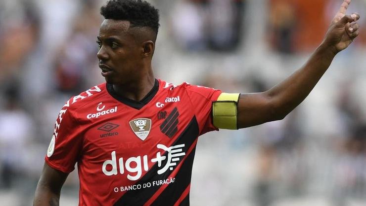 <h2>BEŞİKTAŞ’TAN TRANSFER HAMLESİ</h2>