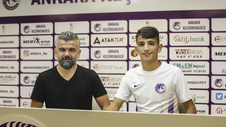 <h2>BİLAL BUDAK İMZAYI ATTI</h2>