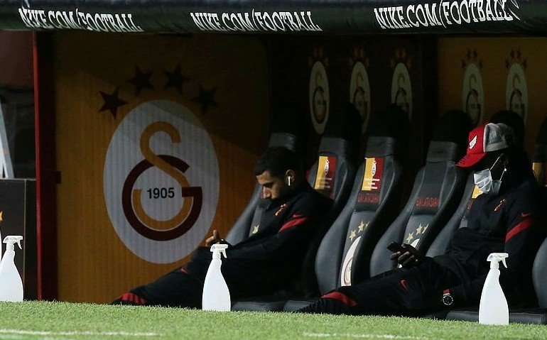 <h2>GALATASARAY’DA DİKKAT ÇEKEN GÖRÜNTÜ</h2>