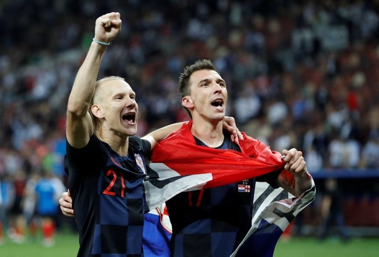 <h2>MANDZUKIC TRANSFERİ NEDEN OLMADI?</h2>