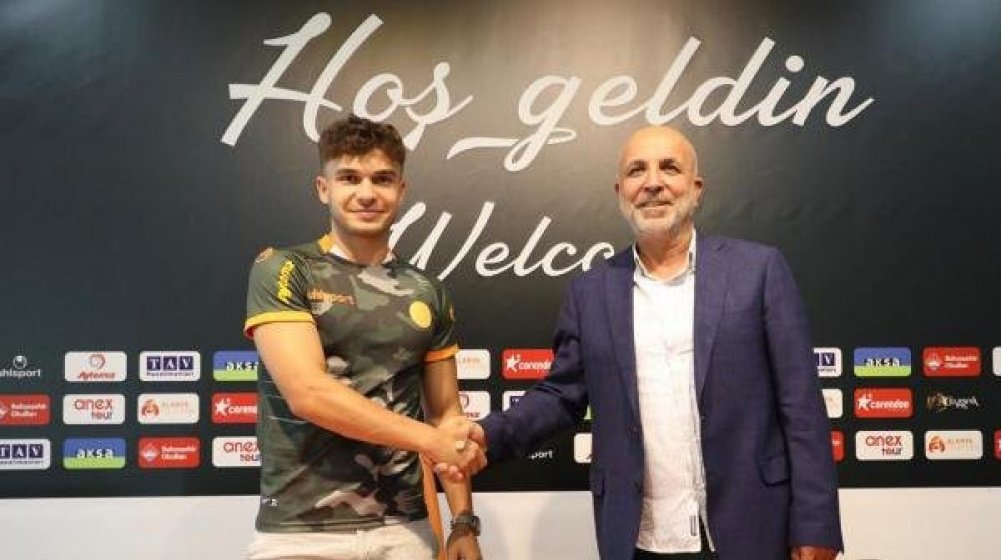 <h2>Ahmet Gülay - Alanyaspor Yaş 17</h2>
