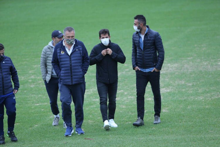 <h2>EMRE BELÖZOĞLU’NDAN SÜRPRİZ HAMLE</h2>