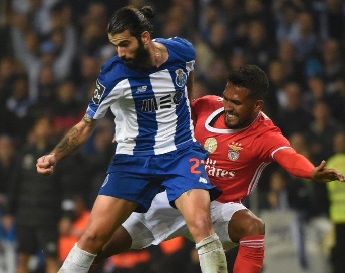 <h2>GALATASARAY’DAN ORTA SAHA HAMLESİ</h2>