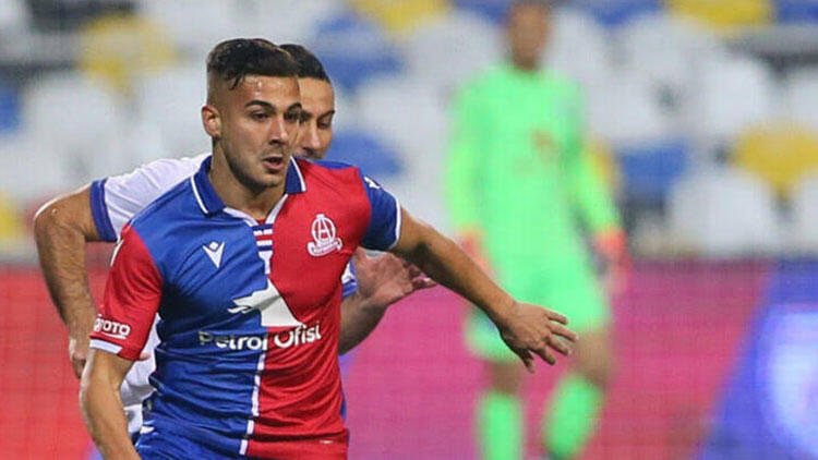 <h2>SERGEN YALÇIN’DAN SÜRPRİZ TRANSFER</h2>