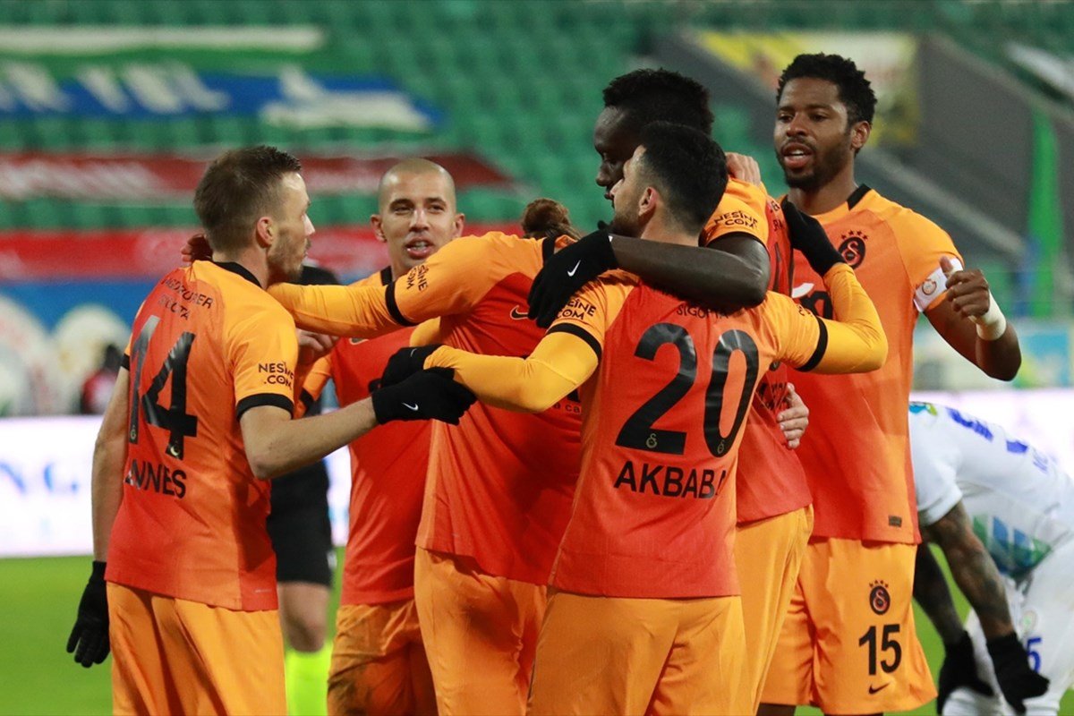 <h2>25 MAÇ 24 PUAN GALATASARAY</h2>