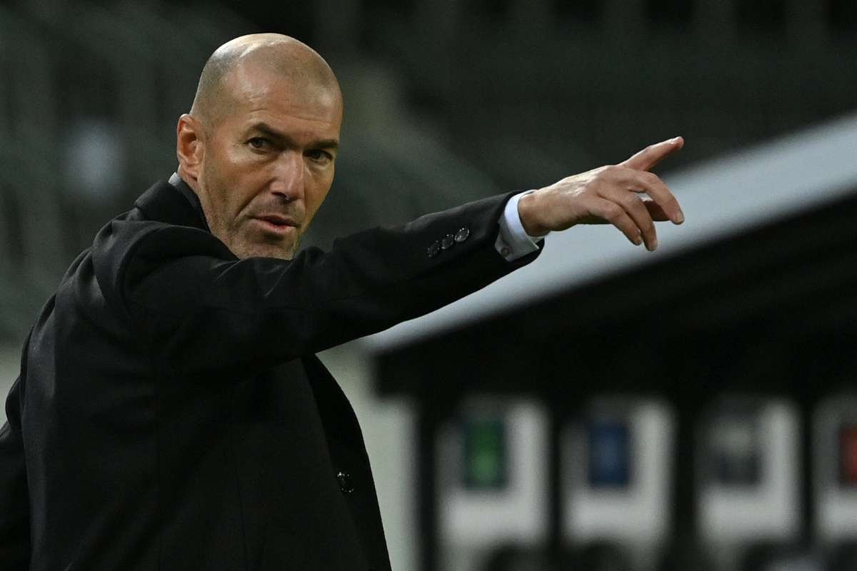 9. Zinedine Zidane ( Real Madrid )