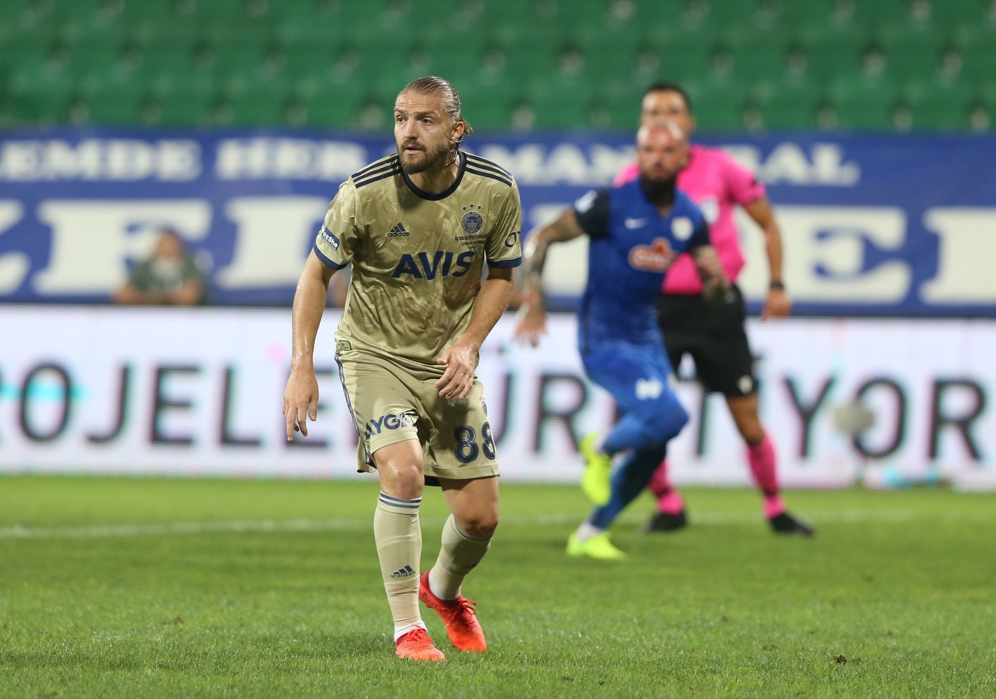 <h2>CANER ERKİN</h2>