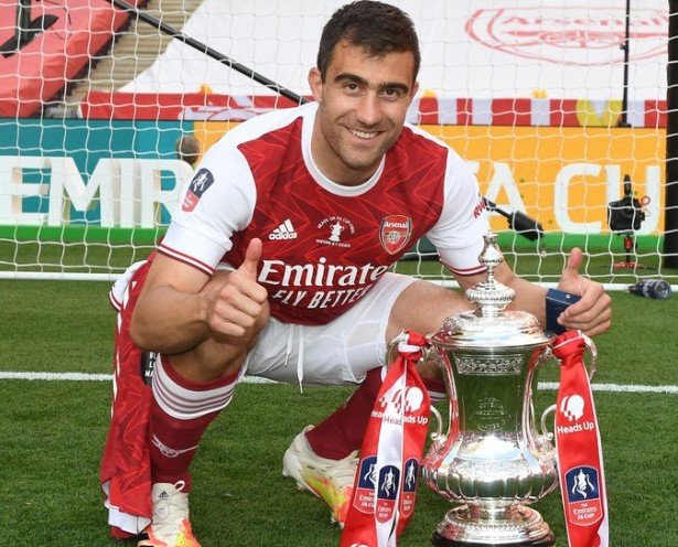 <h2>FENERBAHÇE İÇİN SOKRATIS İDDİASI</h2>