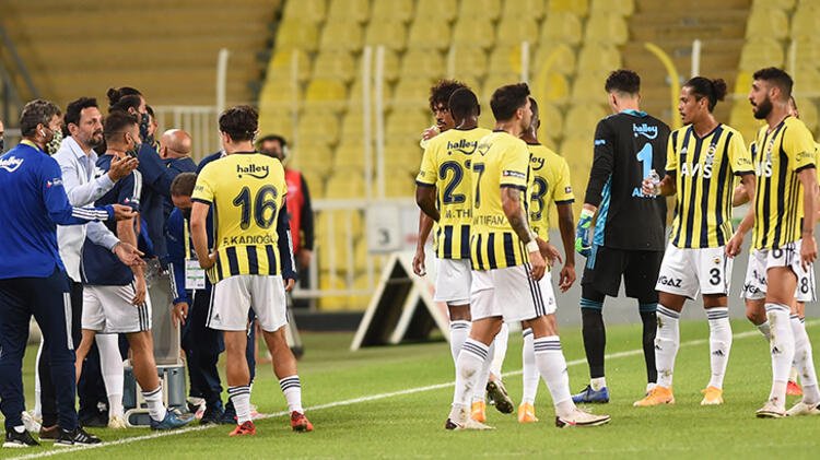 <h2>FENERBAHÇE’DE AYRILIK KARARI</h2>