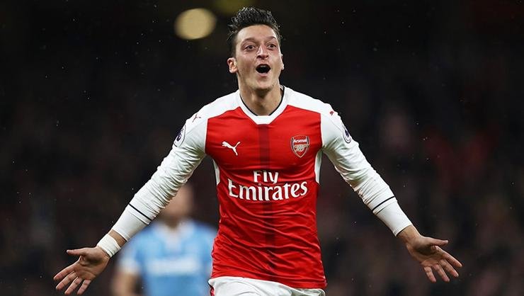 <h2>FENERBAHÇE’DE MESUT ÖZİL FORMÜLÜ</h2>