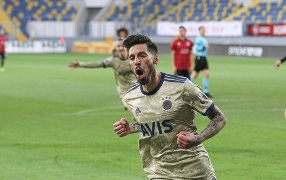 <h2>FENERBAHÇE’DE SOSA GELİŞMESİ</h2>
