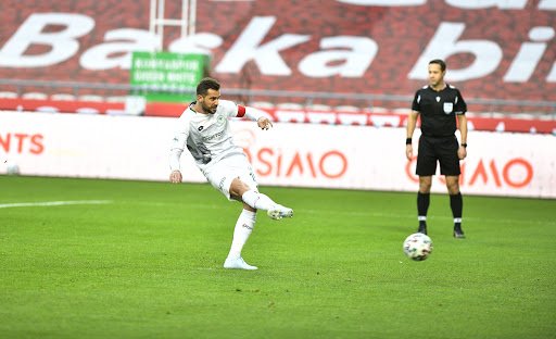 <h2>UĞUR DEMİROK</h2>