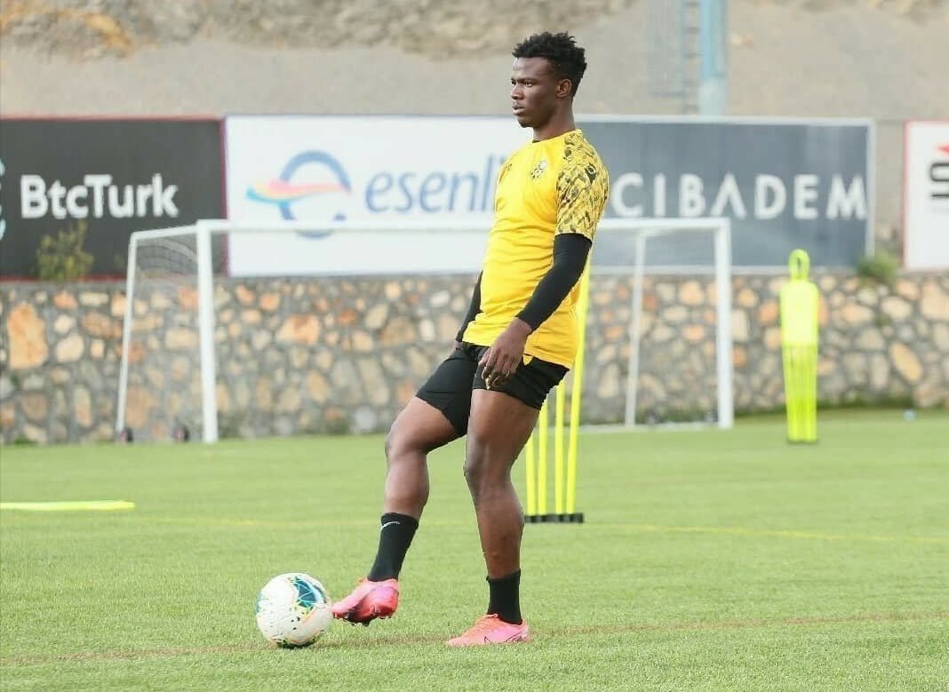 <h2>YOUSSOUF</h2>