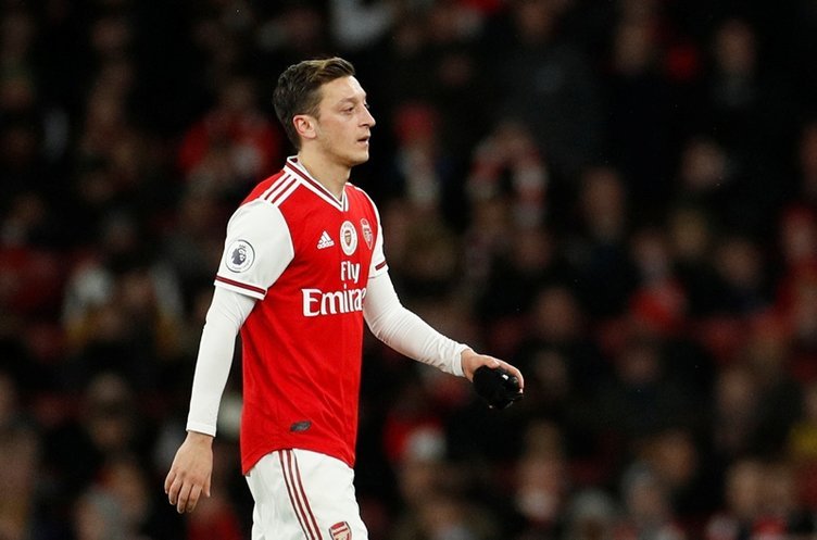 <h2>MESUT ÖZİL TRANSFERİNİN DETAYI</h2>