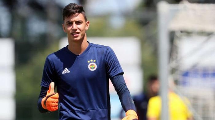 <h2>GENK’TEN BERKE ÖZER İÇİN TEKLİF</h2>