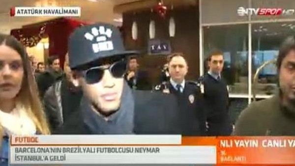 Barcelonalı Neymar İstanbul'a geldi