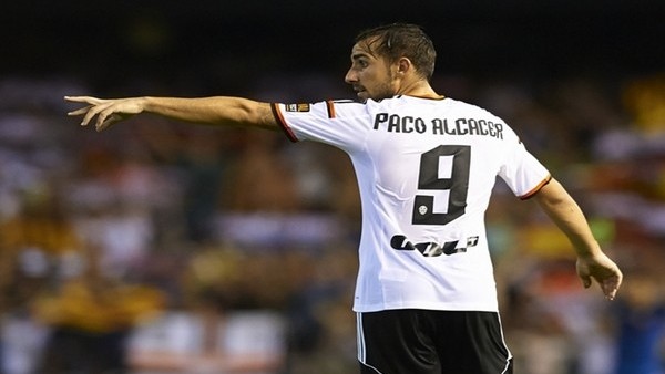 Paco Alcacer, 2020'ye kadar Valencia'da