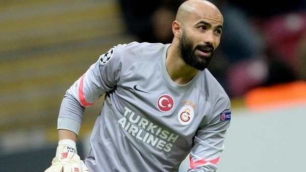 Sinan Bolat için Porto'dan şok karar!