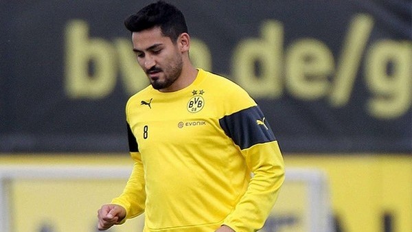 Borussia Dortmund'dan İlkay Gündoğan'a uyarı!